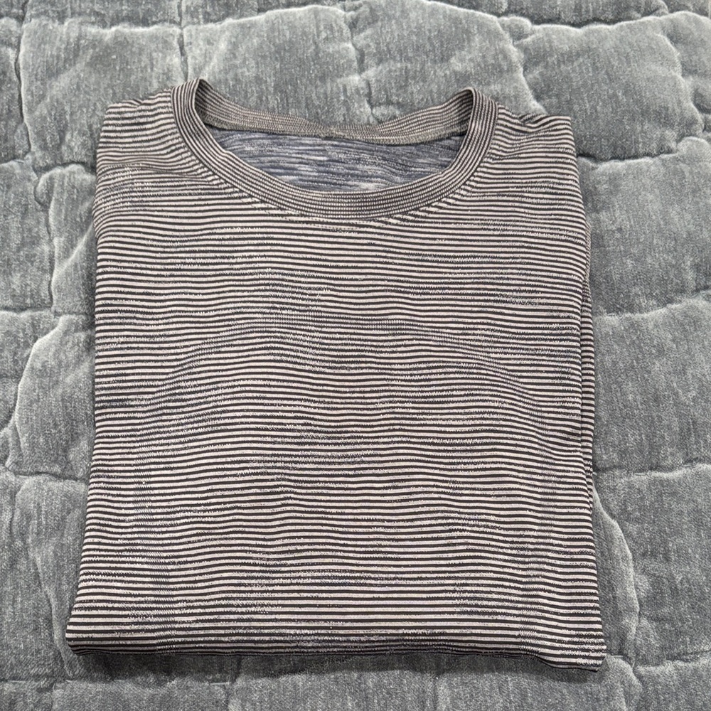Lululemon Long-Sleeve Swiftly